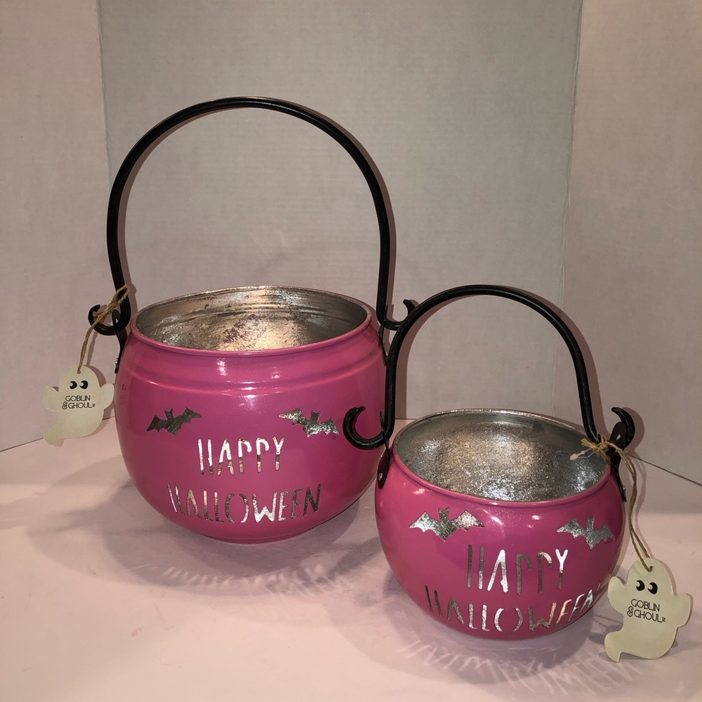 New 2 Set Goblin & Ghoul Pink Galvanized Halloween Metal Witch Candy Cauldrons